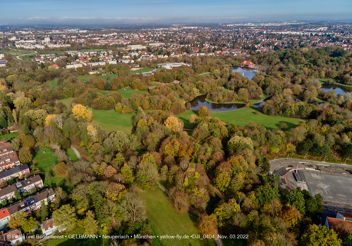 03.11.2022 -  Ostparksee mit Umgebung in Neuperlach